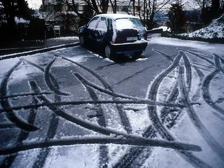 К зиме создан 80-процентный запас противогололедных материалов