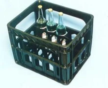 Мужчина в открытую похитил бутылку водки