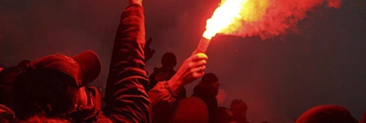 Фанатам разрешат использовать пиротехнику в матчах чемпионата Беларуси