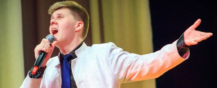 Влад Винскович занял I место в конкурсе «Песни юности наших отцов»