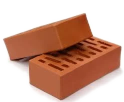 1000 кирпичей вынес вор за 3 дня из гаража пенсионера