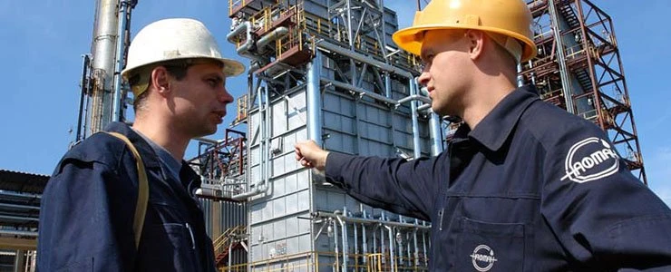 Работники «Нафтана» написали Кобякову и ждут Лукашенко