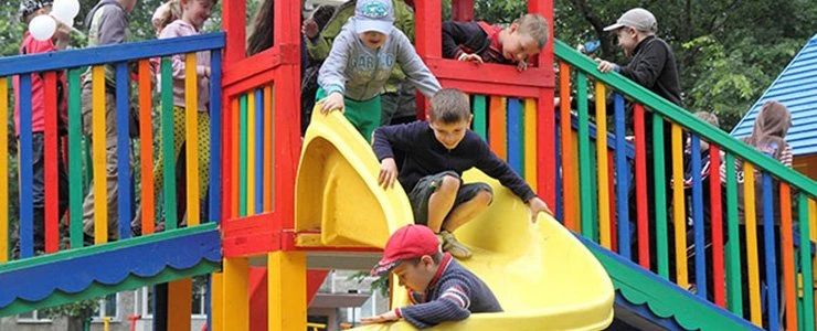 В Новополоцке объявлен конкурс по благоустройству детских площадок