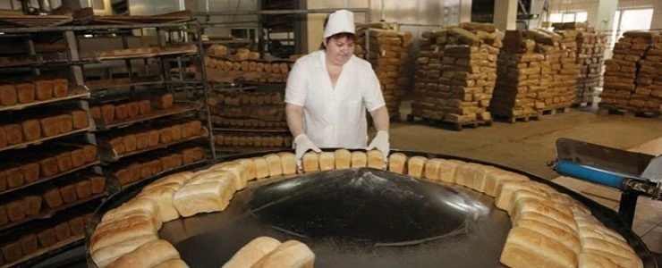 В Новополоцке начали производить сухари для российской армии