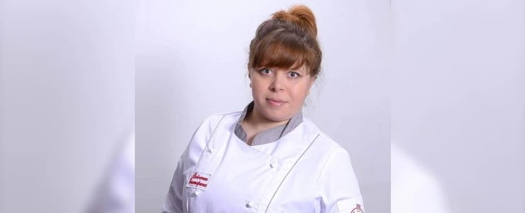 Полочанку Екатерину Войченко приняли в Гильдию поваров и шеф-поваров Беларуси