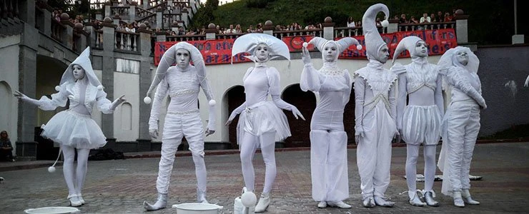 50 уличных артистов со всей Беларуси привезут карнавал в Новополоцк 9 июня