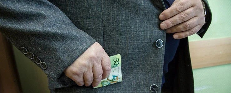 Житель Полоцкого района задержан за дачу взятки сотруднику ГАИ