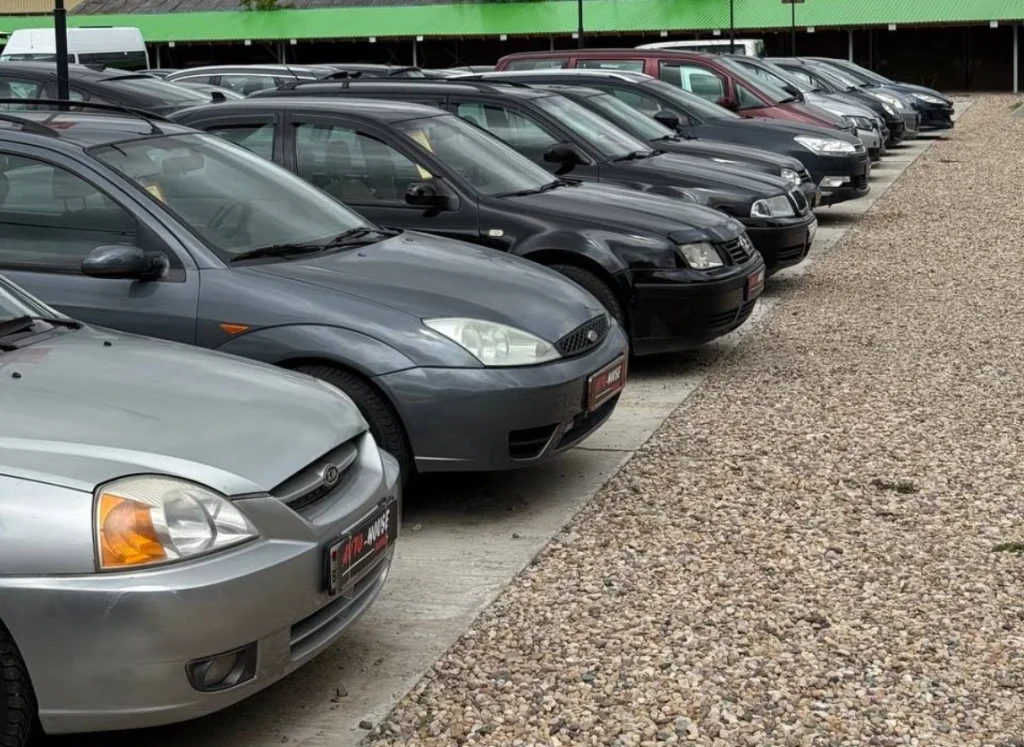 Автосалон Autohouse на Зыгина 87