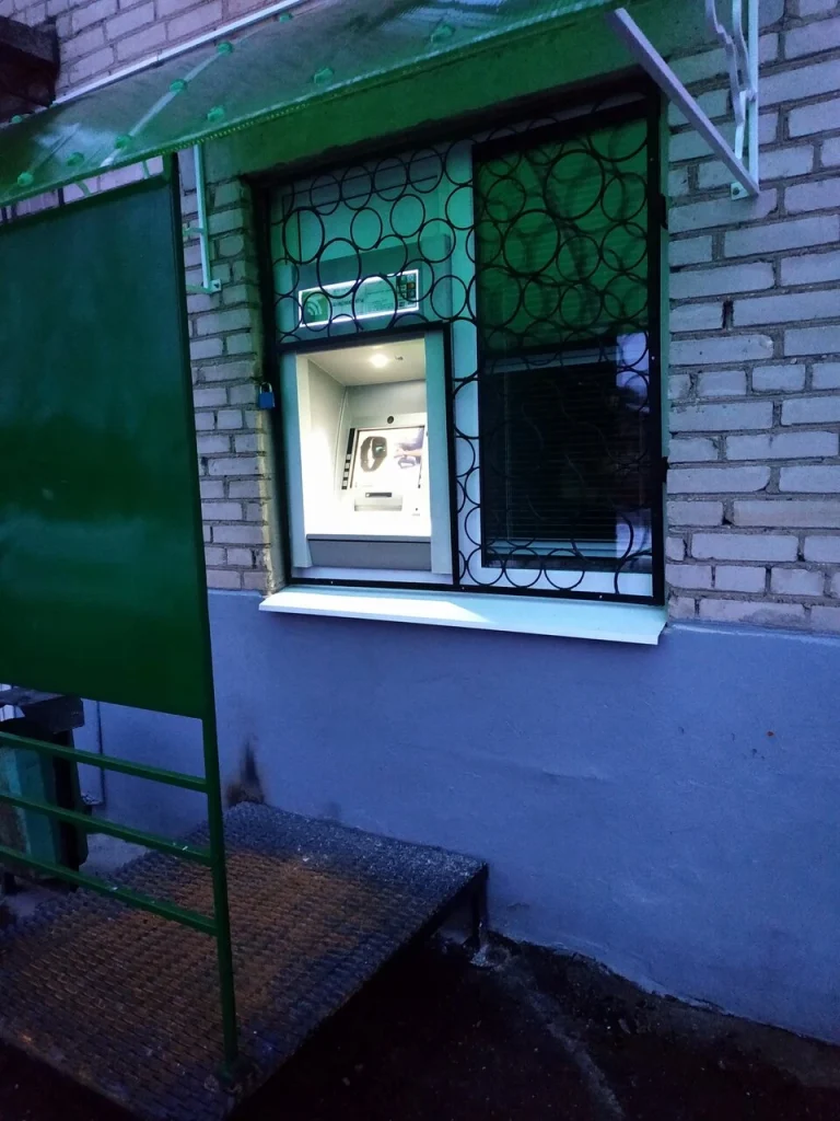 Банкомат «Беларусбанк» в общежитии ОАО «Полоцкий комбинат хлебопродуктов»