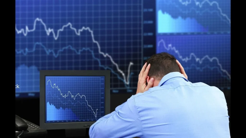 Новополочанин потерял более 3 тысяч рублей, поверив мошенникам с «биржи»