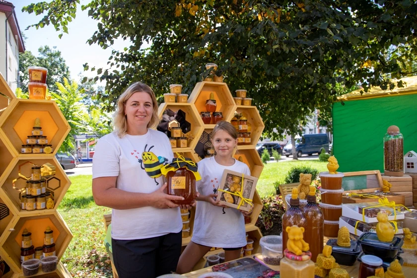Полоцк готовится к празднику «Медовая столица 2025» и ярмарке «Своё Дело»