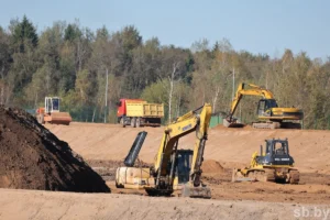 25-09-2025 Фото Антона Степанищева. Витебская область, Новополоцк. Выездное заседание Совета по взаимодействию органов местного самоуправления при Совете Республики Национального собрания Республики Беларусь. Осмотр площадки Новополоцкого регионального комплекса по обращению с ТКО