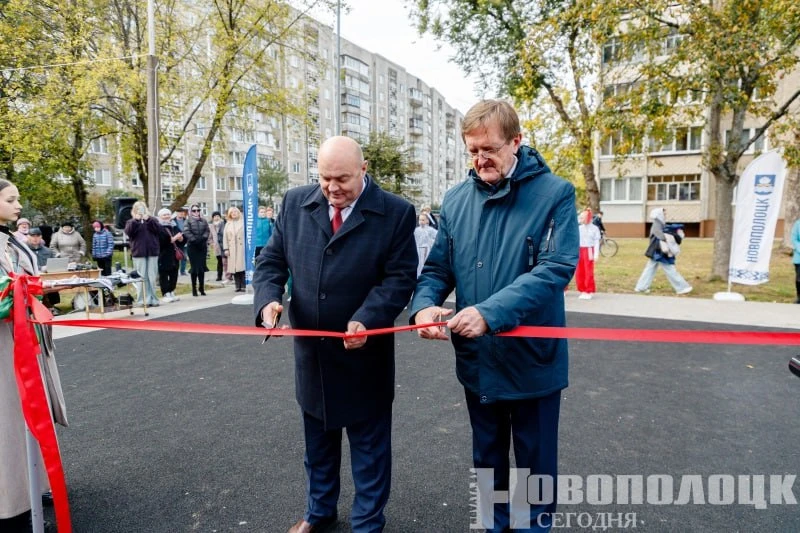 В Новополоцке открыли спортивную площадку на улице Молодежной