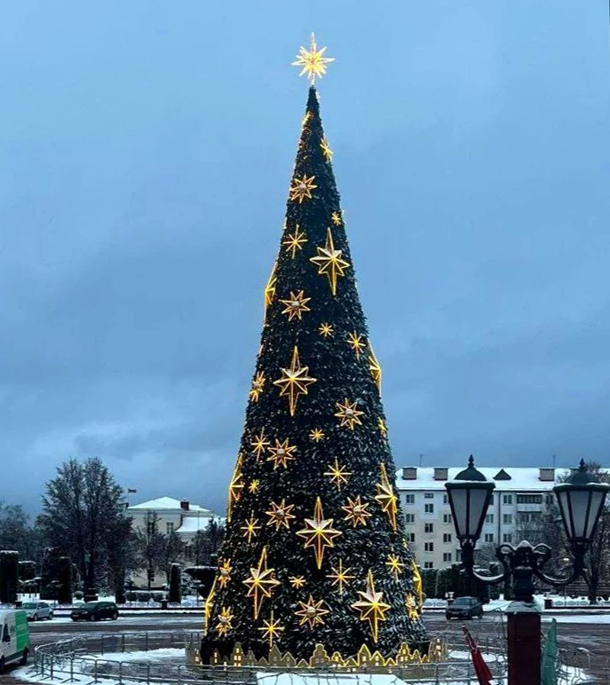 В Полоцком районе перенесли дату открытия главной новогодней елки