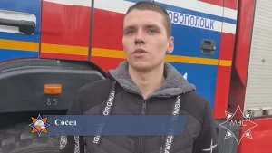 В Новополоцке сосед вынес из горящей квартиры пожилую женщину