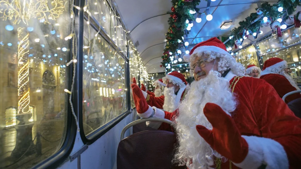 В Полоцке с 22 декабря по городу будет курсировать автобус «Новогодний экспресс»