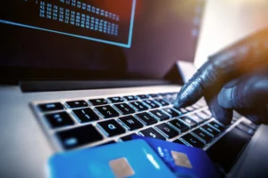 Новополочанин перевел 130 рублей мошенникам при покупке билетов